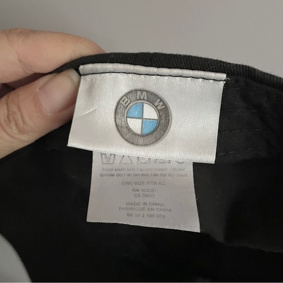 BMW Black Embroidered Logo Cap - O/S, Unisex - Picture 6 of 8